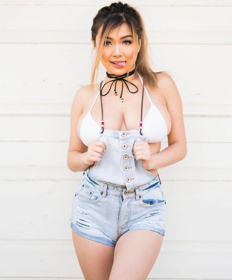 Rey Trajano model adult galleries