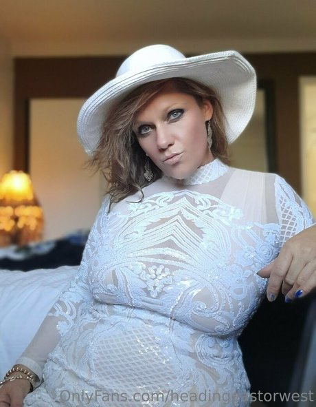 influencer girls onlyfans perfect photo