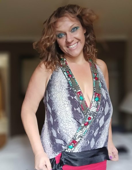 headingeastorwest pornstar high quality pictures