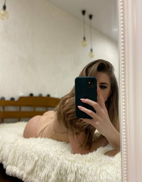 foxy mi69 xxx star image