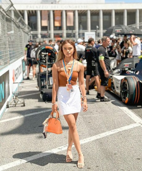 Bianca Bustamante star best images