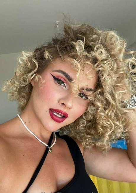 crazy splits naked star gallery