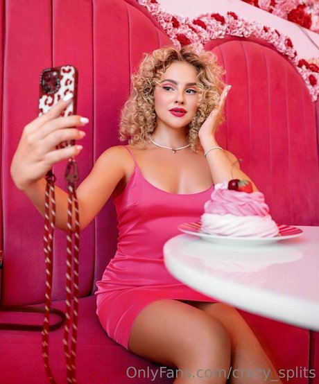 crazy splits Profile pic