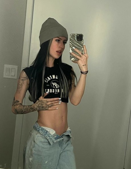 Jordan Nicole erotic star photo