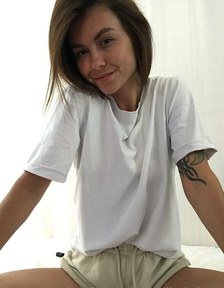 amelia holmes top star photo