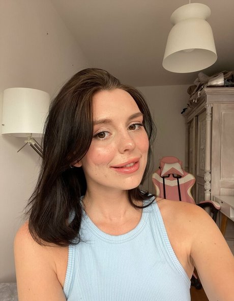 emyraine actress images