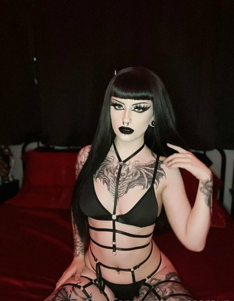 Alyssa Rayn model beautiful pictures