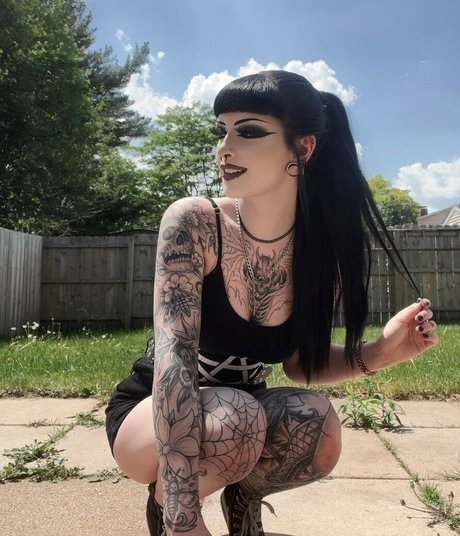 Alyssa Rayn star erotic archive