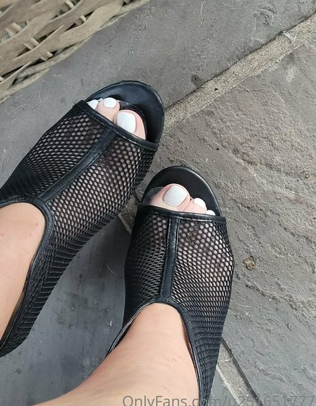 juiletssecret model xxx picture