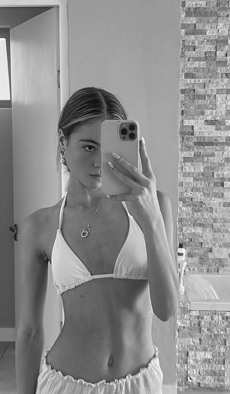 Ruby Dixon hd star pictures