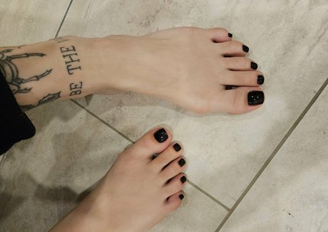 mythicmaggs pornstar free image