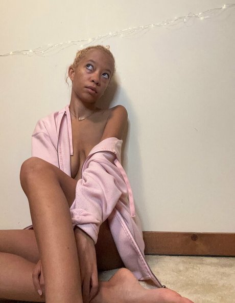 fart onlyfans pornographic images