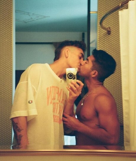 henryandkasey top pornstar image