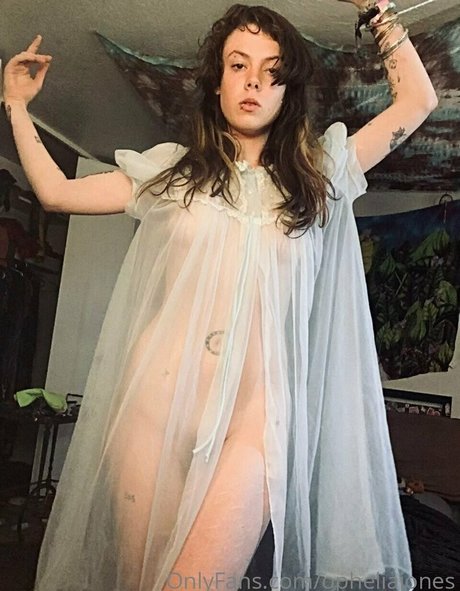 opheliajones nude model images