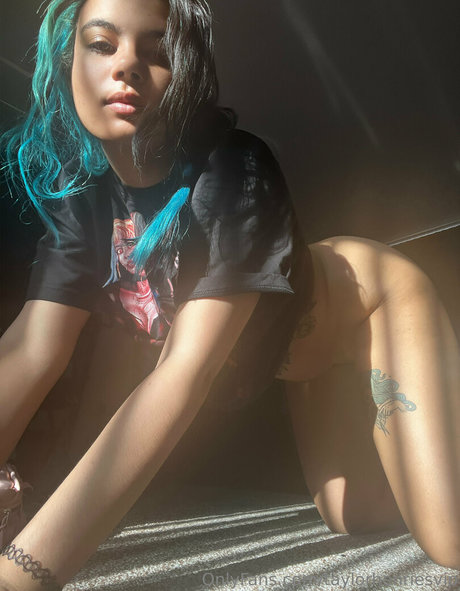 taylorhenries sex pornstar pic