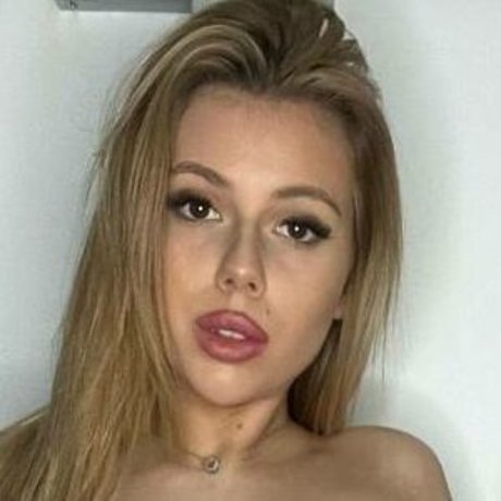 alexa mi nice model photos