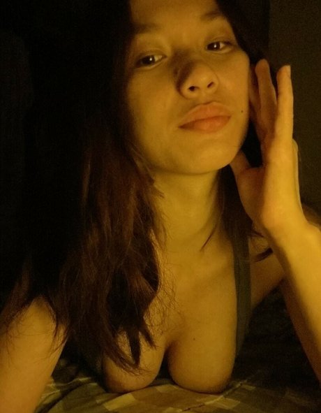 hotaquagirl adult model image