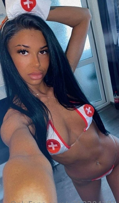 redelissa pretty star image