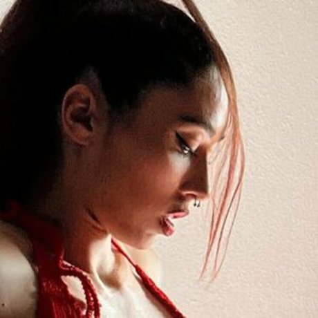 kristenrodz star high quality images