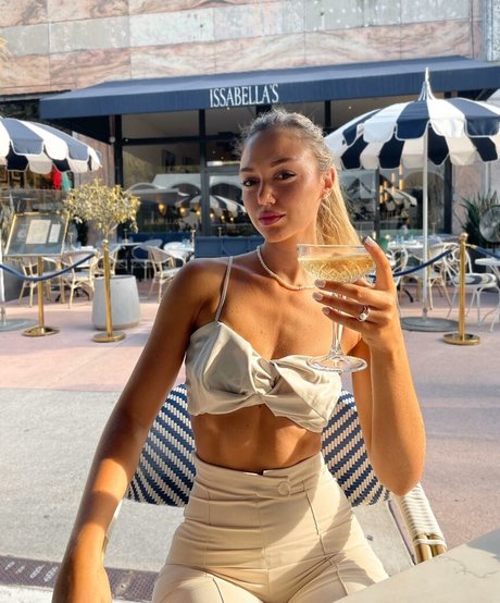 Aldara Guisasola pornstar pretty archive