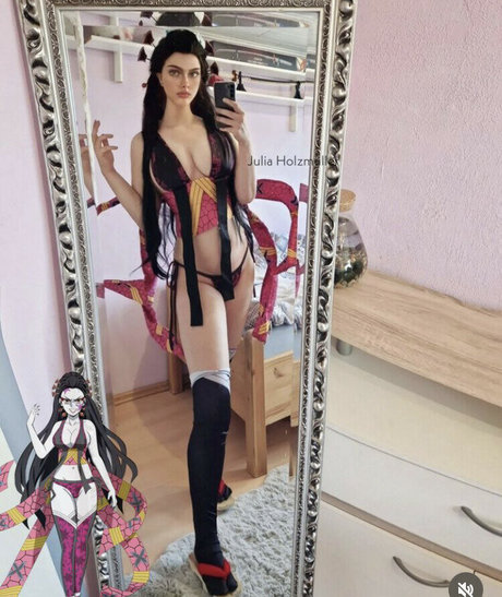 Julia Holzmuller pornstar naked photo