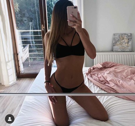 linasphysique pornstar beautiful images