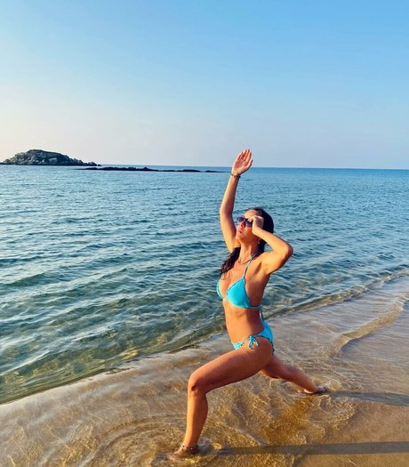 Karolin Fiekci perfect actress photos