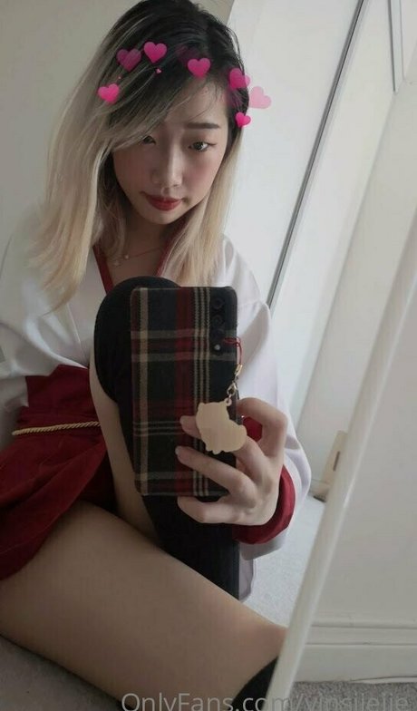 yinsjiejie star exclusive pics