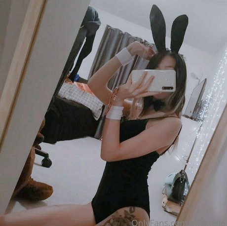 yinsjiejie model hot img