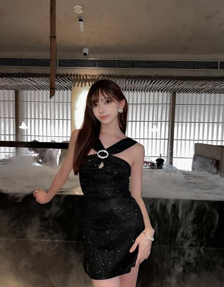 TS Xinxiaoxian_ pornstar naked photos