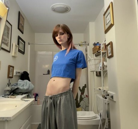 Daychain star nude photos