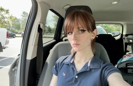 Daychain pornstar adult photos