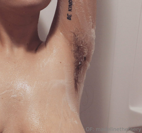 madelinethefaery nude model images