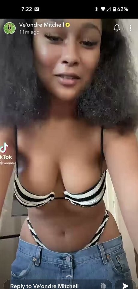 Veondre Mitchell hd model photos