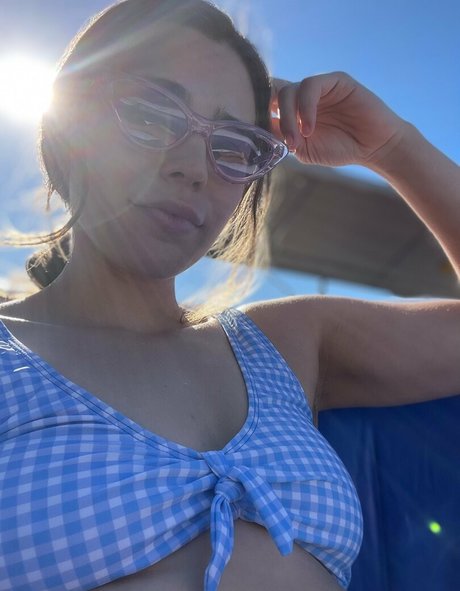 livvy5493 star porn photo