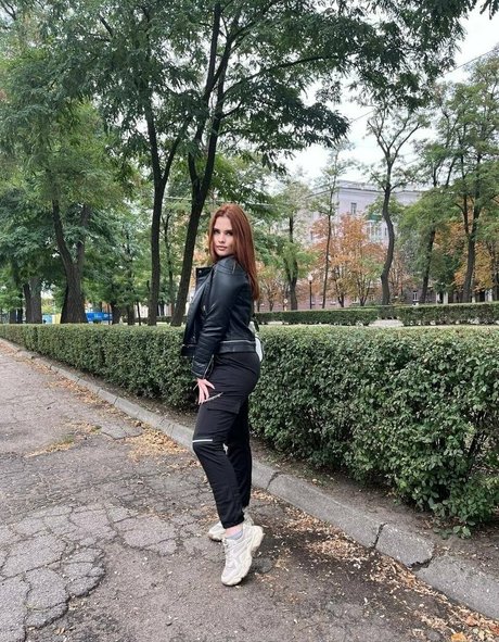 meri ginger sex model picture