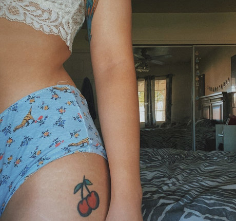 babydrey7 star pornographic photo