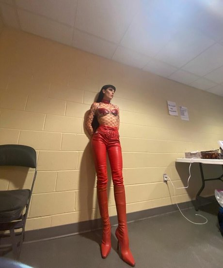 Lilith Czar Profile pic