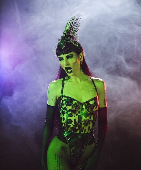 Lilith Czar porn model image