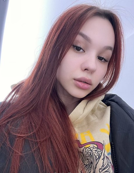 ketty cute erotic model picture