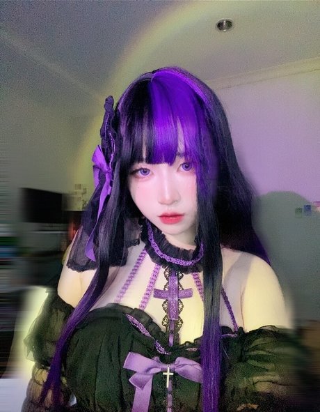 BunnieRennie xxx pornstar gallery