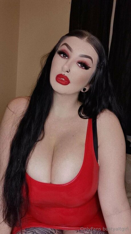 bustyaltgirl model nudes picture