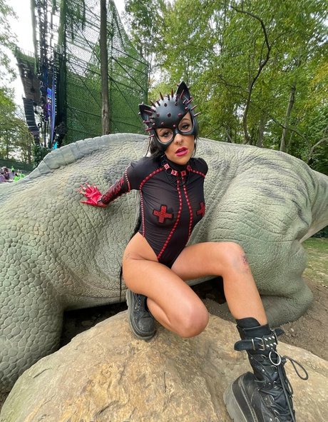 Disko kitty model sex galleries