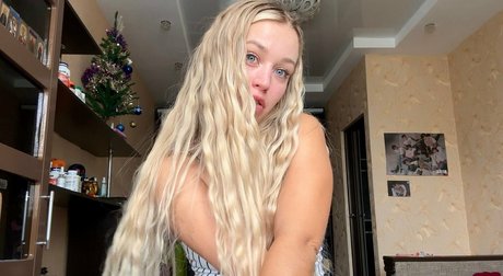 naughtyshanti sex star image