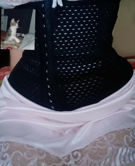 kittylunna model adult image