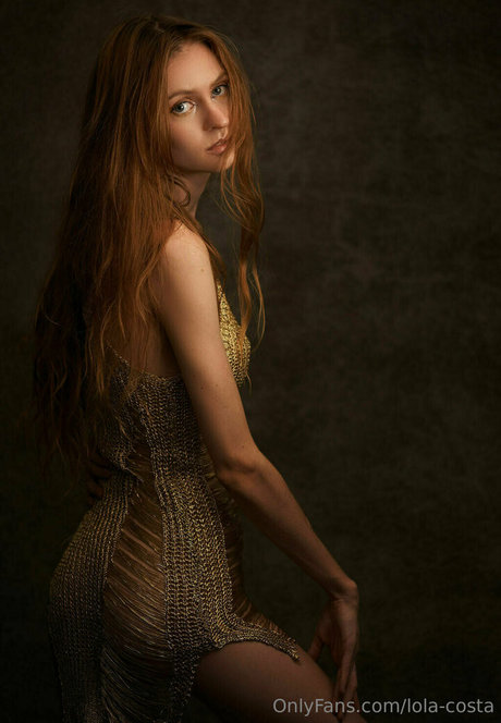 lola costa model perfect photo
