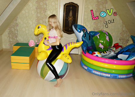 allatexa sexy model pictures