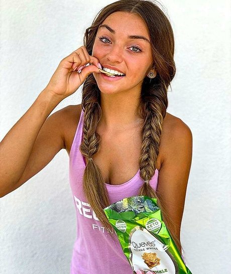 Penelope East Chexit porn star pictures