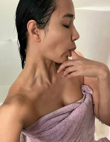 Milynnmoon adult star image