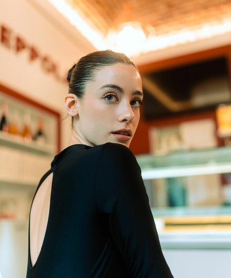 Simona Coppola exclusive model archive